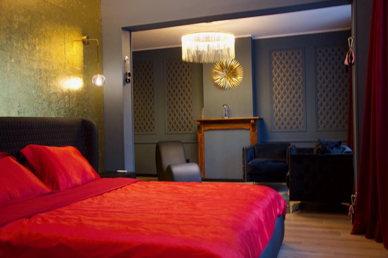 Romantic Suite Boudoir-Bleu Де Пане Екстериор снимка